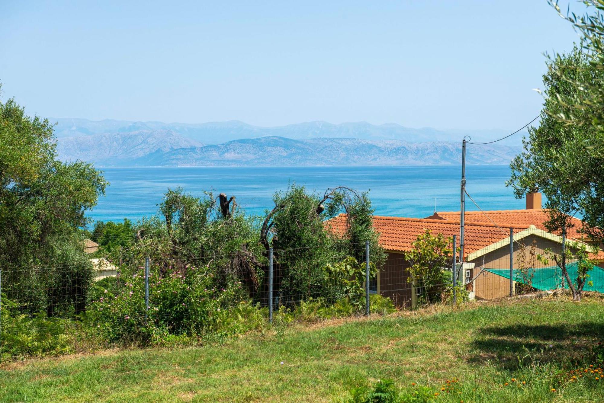 Astrakeri Sea Side Hill Appartement Buitenkant foto
